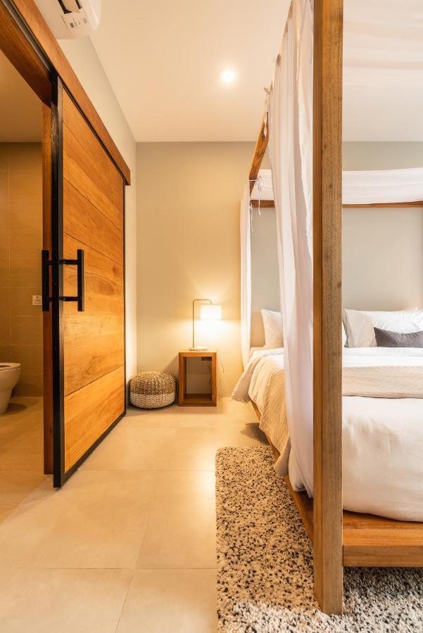Zee Luxury Boutique Hotel Hinkong Екстериор снимка