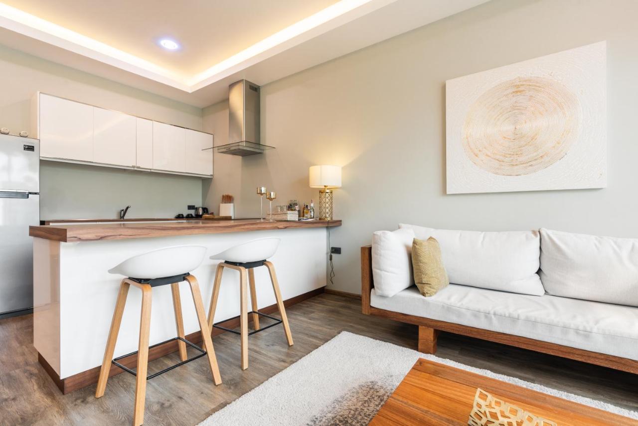 Zee Luxury Boutique Hotel Hinkong Екстериор снимка